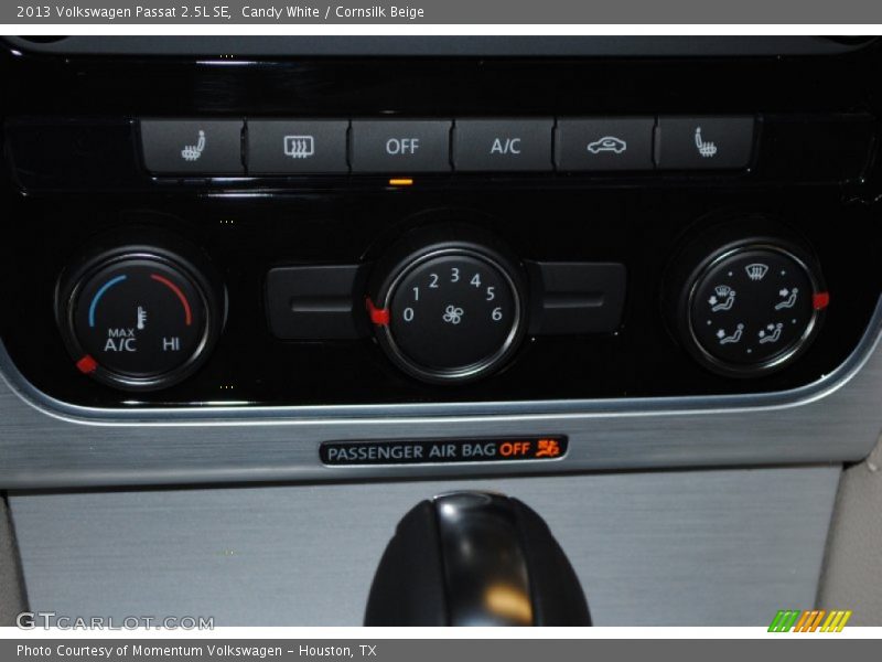 Candy White / Cornsilk Beige 2013 Volkswagen Passat 2.5L SE