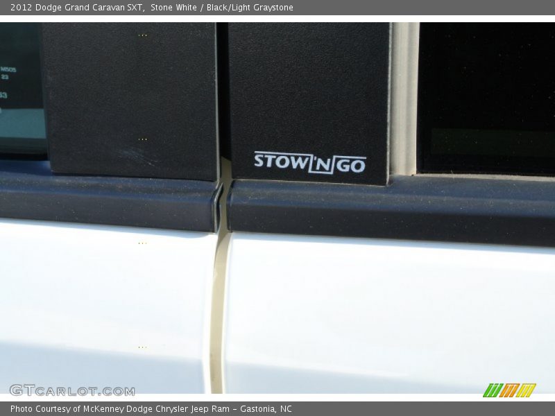 Stone White / Black/Light Graystone 2012 Dodge Grand Caravan SXT