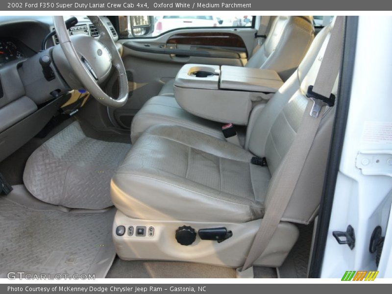 Oxford White / Medium Parchment 2002 Ford F350 Super Duty Lariat Crew Cab 4x4