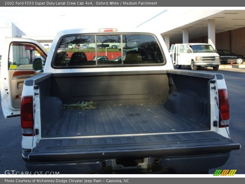 Oxford White / Medium Parchment 2002 Ford F350 Super Duty Lariat Crew Cab 4x4