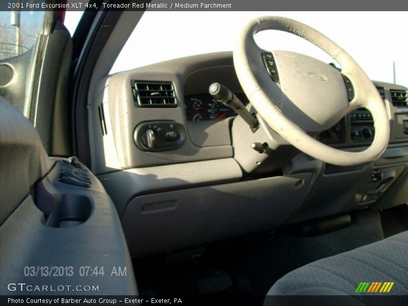 Toreador Red Metallic / Medium Parchment 2001 Ford Excursion XLT 4x4