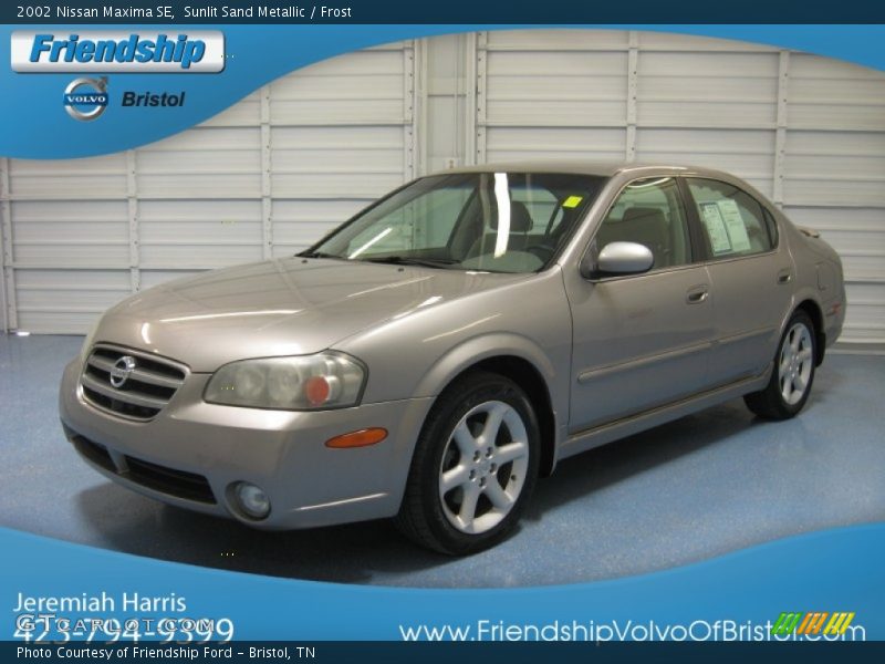 Sunlit Sand Metallic / Frost 2002 Nissan Maxima SE