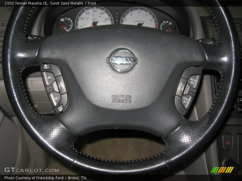 Sunlit Sand Metallic / Frost 2002 Nissan Maxima SE