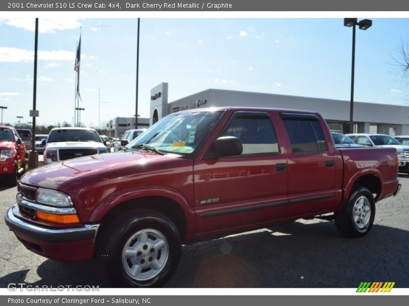 Dark Cherry Red Metallic / Graphite 2001 Chevrolet S10 LS Crew Cab 4x4