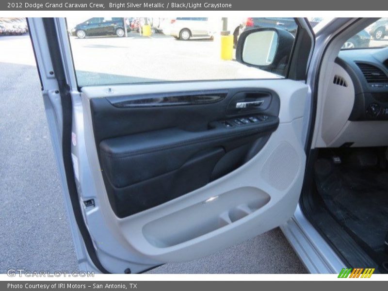 Bright Silver Metallic / Black/Light Graystone 2012 Dodge Grand Caravan Crew