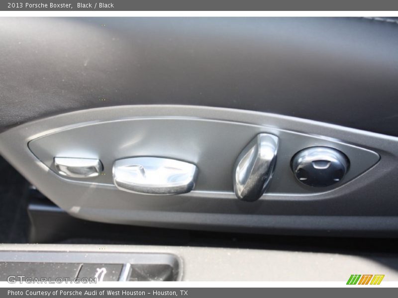 Controls of 2013 Boxster 