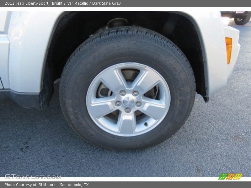 Bright Silver Metallic / Dark Slate Gray 2012 Jeep Liberty Sport