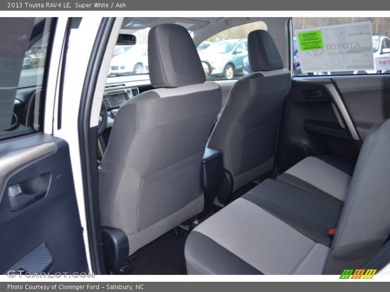 Super White / Ash 2013 Toyota RAV4 LE