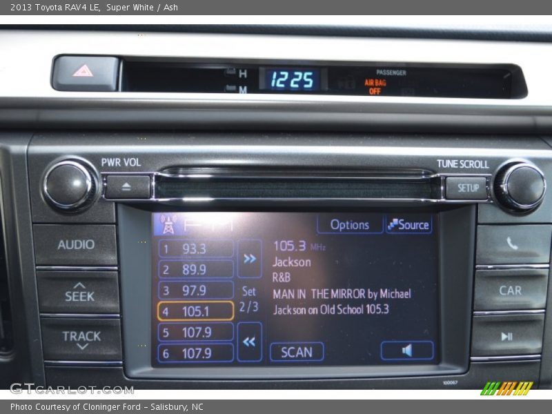 Super White / Ash 2013 Toyota RAV4 LE