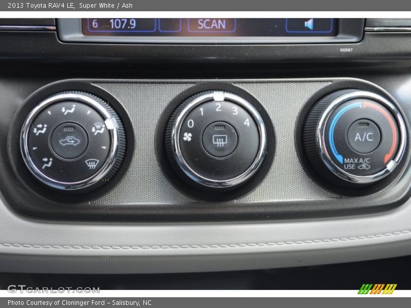 Super White / Ash 2013 Toyota RAV4 LE