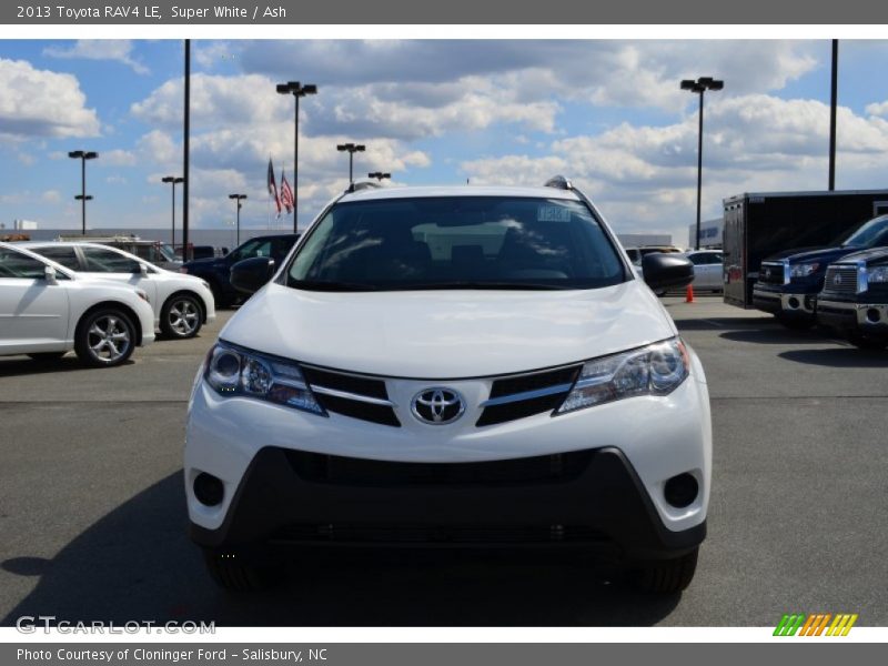 Super White / Ash 2013 Toyota RAV4 LE