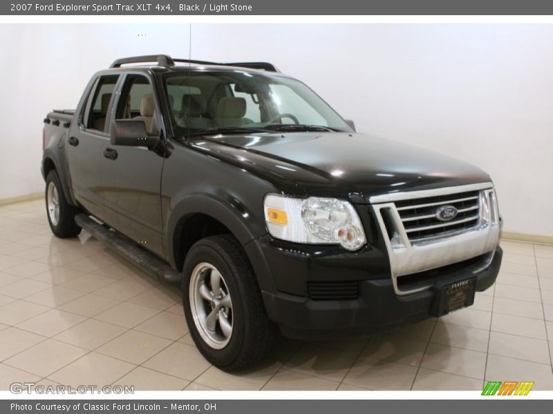 Black / Light Stone 2007 Ford Explorer Sport Trac XLT 4x4