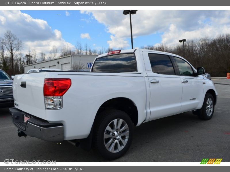 Super White / Black 2013 Toyota Tundra Platinum CrewMax