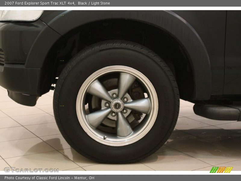 Black / Light Stone 2007 Ford Explorer Sport Trac XLT 4x4