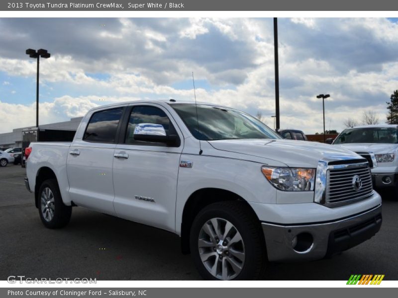 Super White / Black 2013 Toyota Tundra Platinum CrewMax