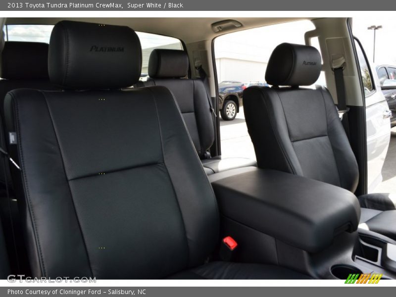 Super White / Black 2013 Toyota Tundra Platinum CrewMax