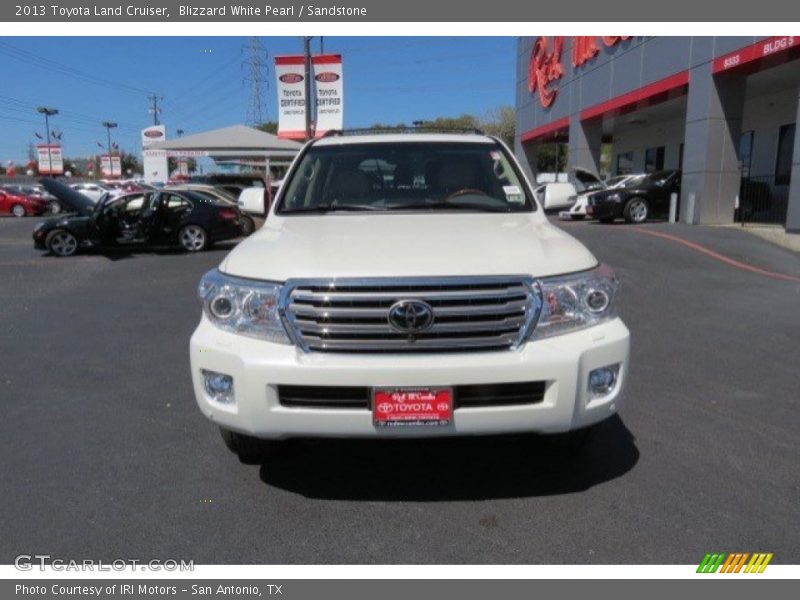 Blizzard White Pearl / Sandstone 2013 Toyota Land Cruiser
