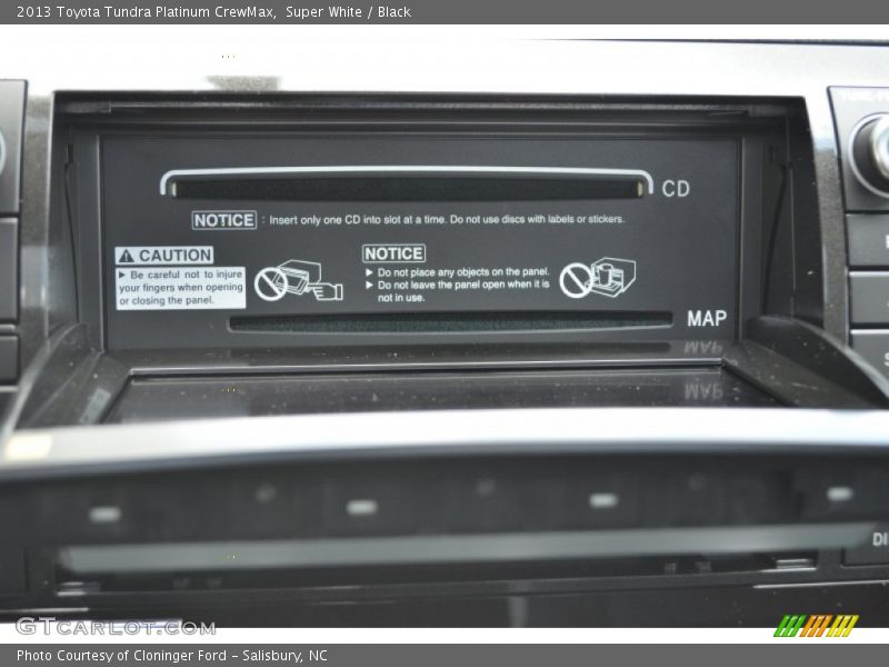 Super White / Black 2013 Toyota Tundra Platinum CrewMax