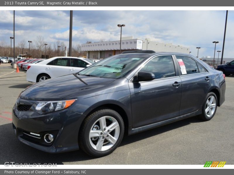 Magnetic Gray Metallic / Black 2013 Toyota Camry SE