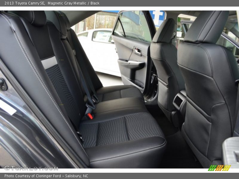 Magnetic Gray Metallic / Black 2013 Toyota Camry SE