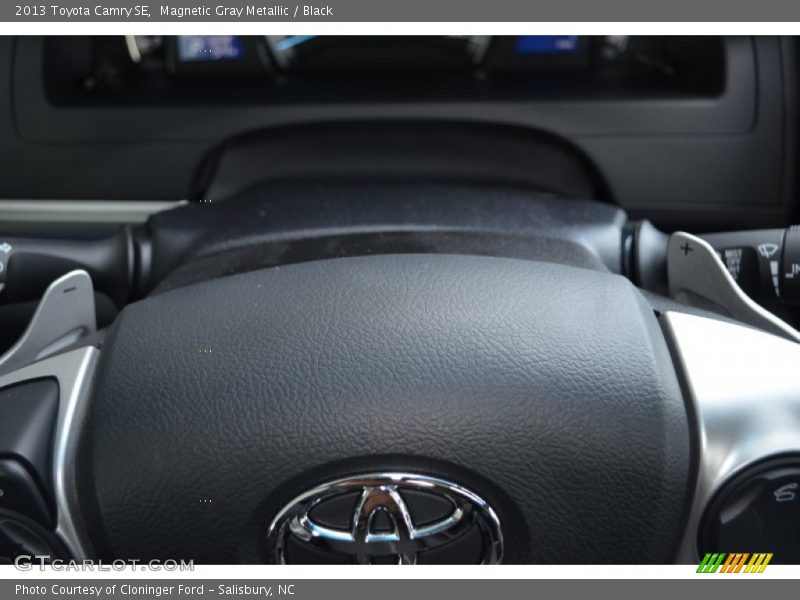 Magnetic Gray Metallic / Black 2013 Toyota Camry SE