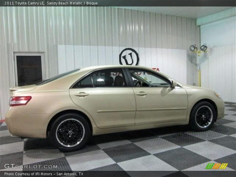 Sandy Beach Metallic / Bisque 2011 Toyota Camry LE