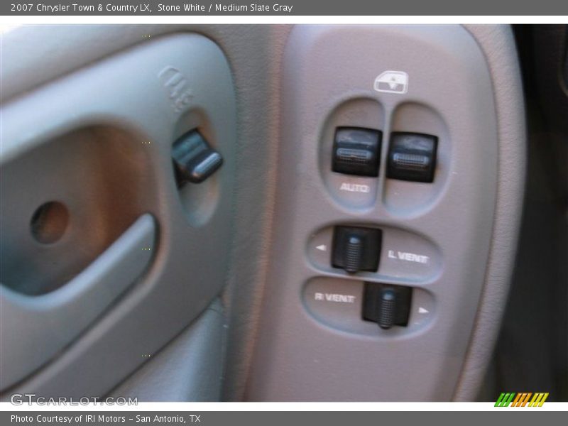 Stone White / Medium Slate Gray 2007 Chrysler Town & Country LX