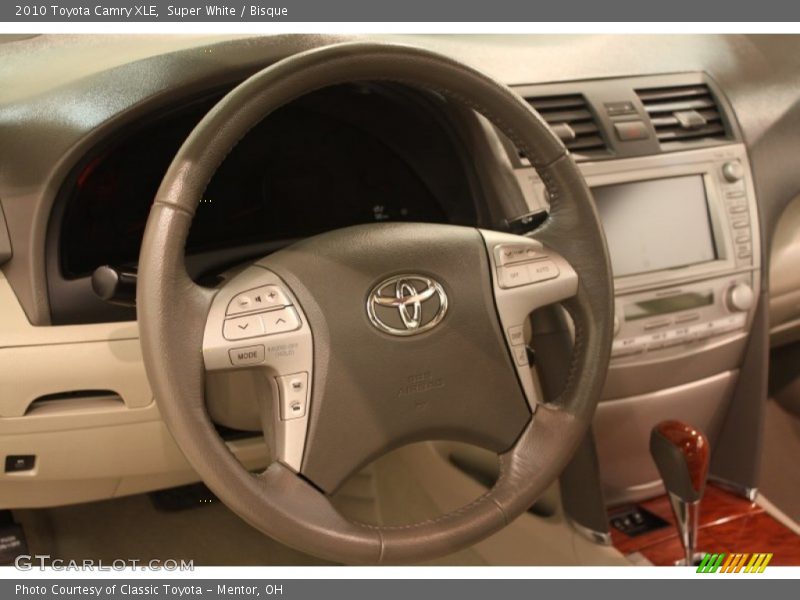 Super White / Bisque 2010 Toyota Camry XLE