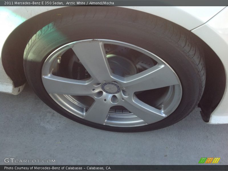 Arctic White / Almond/Mocha 2011 Mercedes-Benz E 350 Sedan
