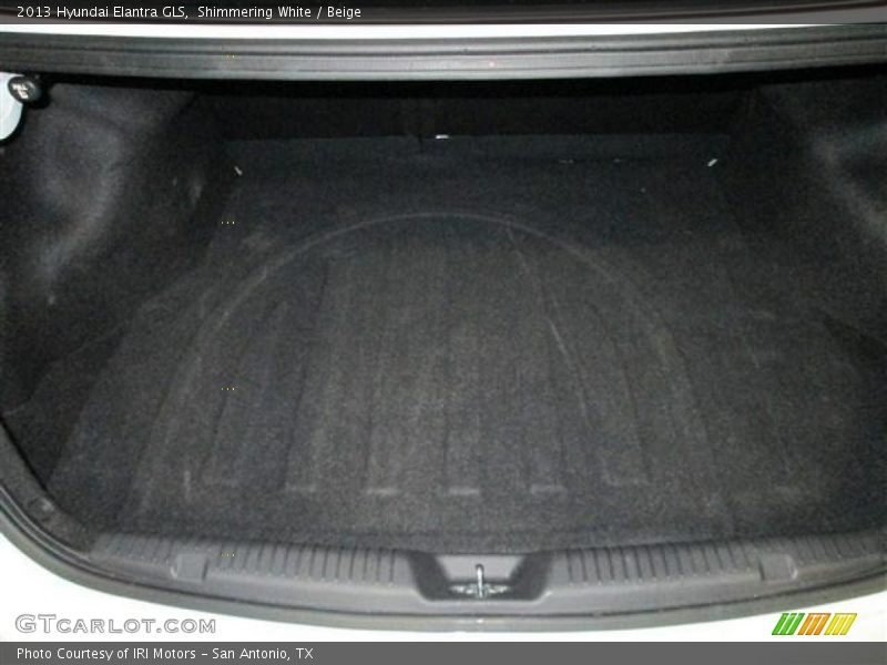 Shimmering White / Beige 2013 Hyundai Elantra GLS