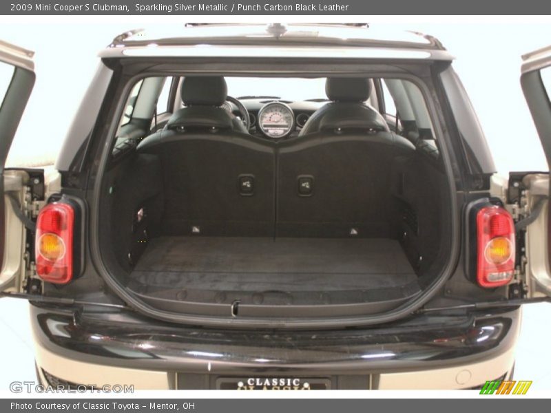 Sparkling Silver Metallic / Punch Carbon Black Leather 2009 Mini Cooper S Clubman