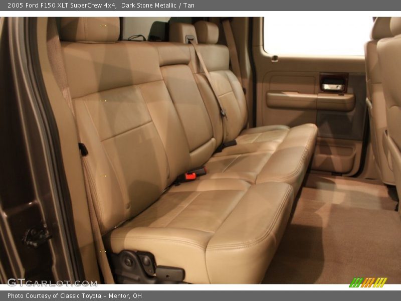 Dark Stone Metallic / Tan 2005 Ford F150 XLT SuperCrew 4x4
