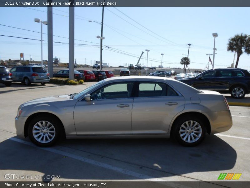 Cashmere Pearl / Black/Light Frost Beige 2012 Chrysler 300