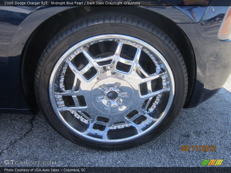 Custom Wheels of 2006 Charger R/T