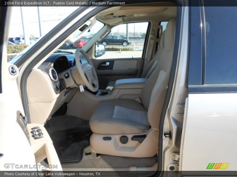 Pueblo Gold Metallic / Medium Parchment 2004 Ford Expedition XLT