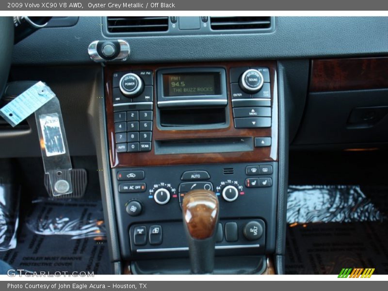 Oyster Grey Metallic / Off Black 2009 Volvo XC90 V8 AWD