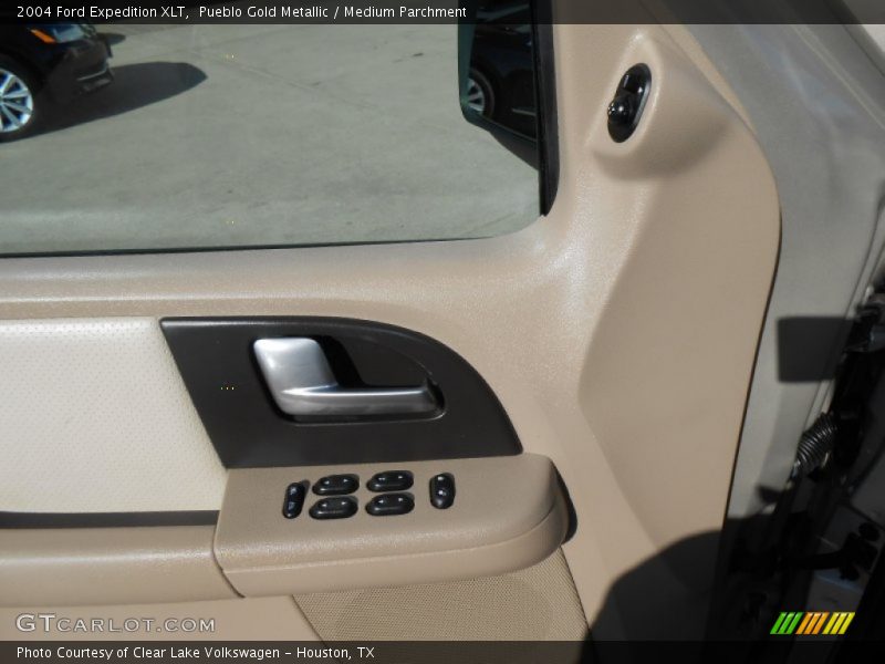 Pueblo Gold Metallic / Medium Parchment 2004 Ford Expedition XLT