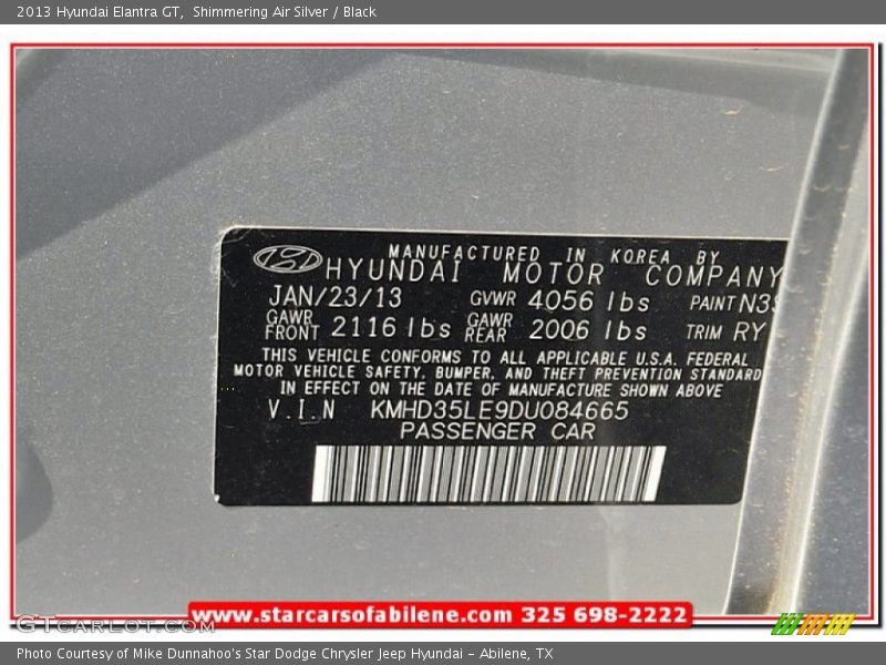 Shimmering Air Silver / Black 2013 Hyundai Elantra GT