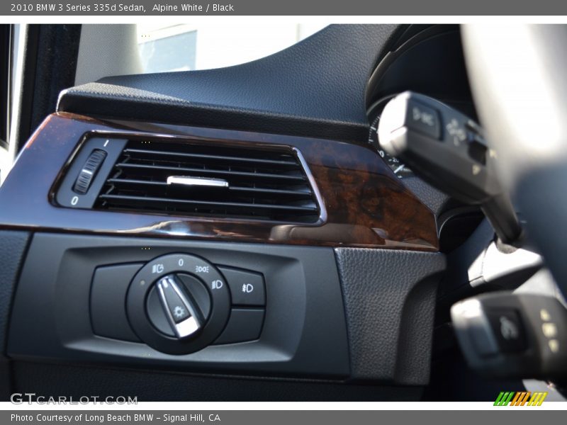 Controls of 2010 3 Series 335d Sedan