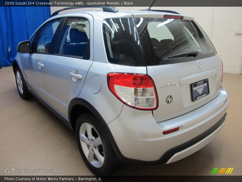 Quicksilver Metallic / Black 2009 Suzuki SX4 Crossover Technology AWD