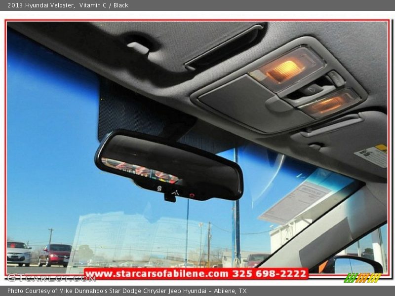 Vitamin C / Black 2013 Hyundai Veloster