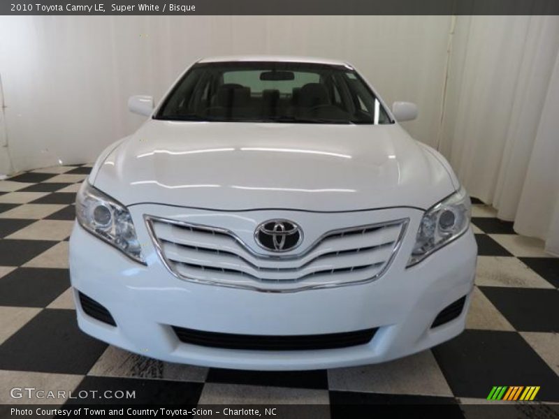 Super White / Bisque 2010 Toyota Camry LE