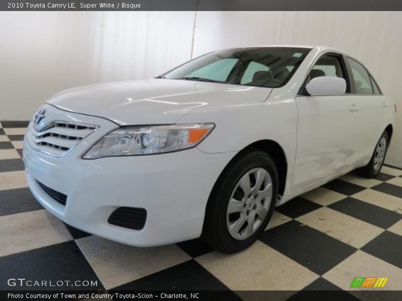 Super White / Bisque 2010 Toyota Camry LE