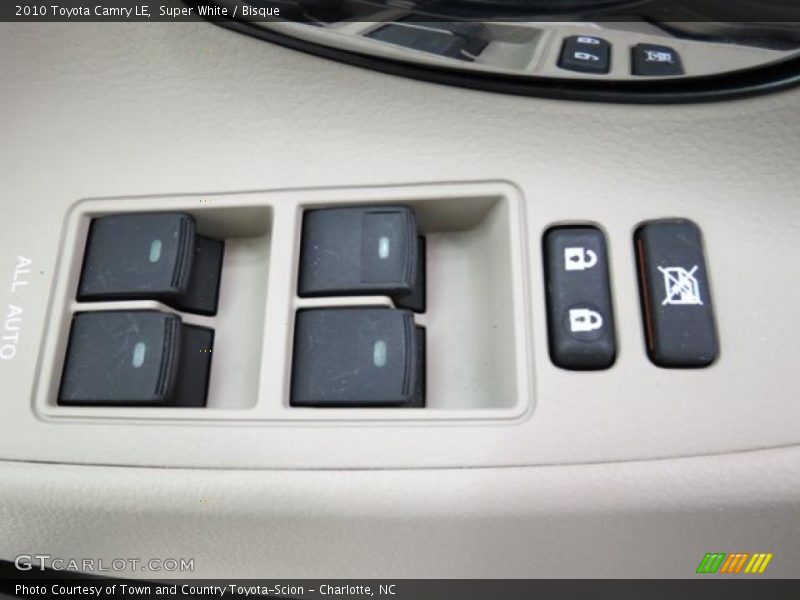 Super White / Bisque 2010 Toyota Camry LE