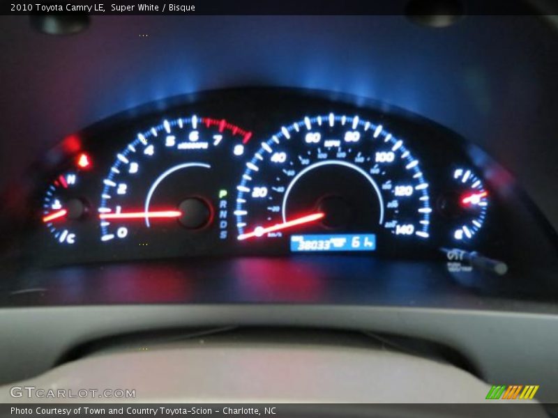 Super White / Bisque 2010 Toyota Camry LE