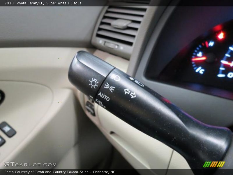 Super White / Bisque 2010 Toyota Camry LE