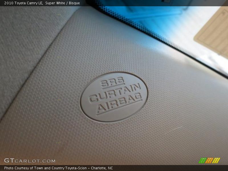 Super White / Bisque 2010 Toyota Camry LE