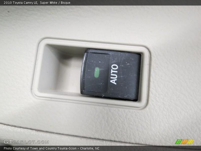 Super White / Bisque 2010 Toyota Camry LE