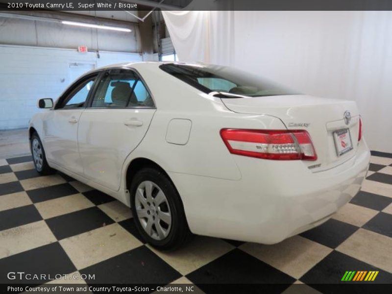 Super White / Bisque 2010 Toyota Camry LE