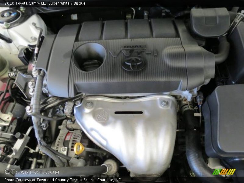 Super White / Bisque 2010 Toyota Camry LE